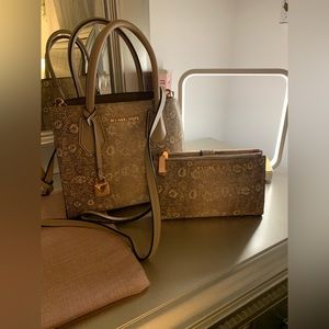 Michael KoRS small crossbody wi